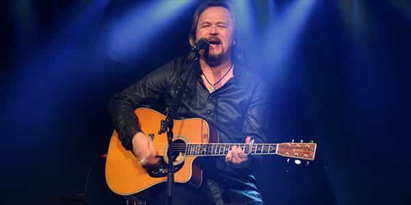 Image of Travis Tritt In Clearwater
