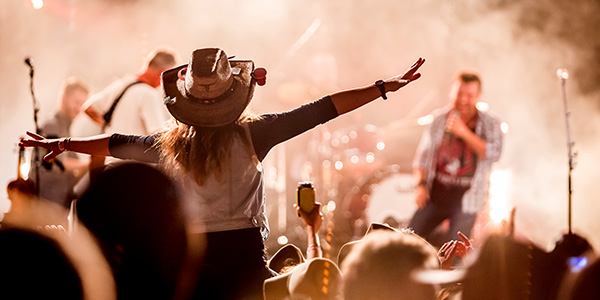 Image of Clare Bowen